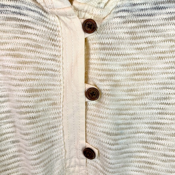 LRL Lauren Jeans Co Brushed Cotton Hoodie with 3 Button Front - Picture 4 of 9